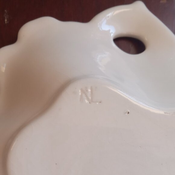 Vintage Floral Trinket / Jewelry Dish With Beautiful Ruffled Edges - Picture 4 of 4